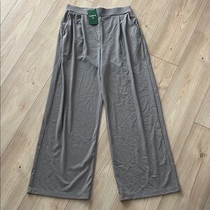 NEW HALARA Gray Wide-Leg Pants